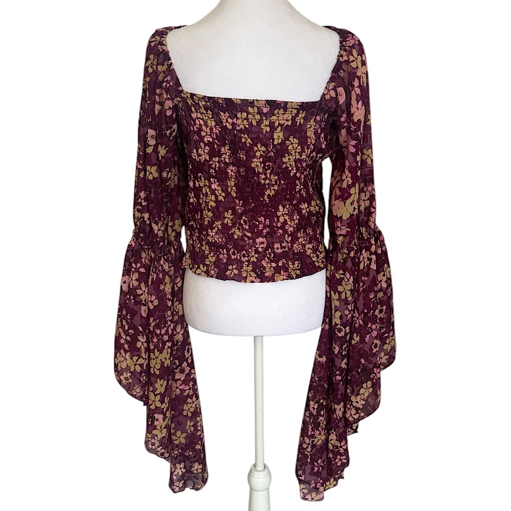 Live 4 Truth Crop Top Smocked Bell Sleeve Floral Women’s Size XL Fairly Milkmaid